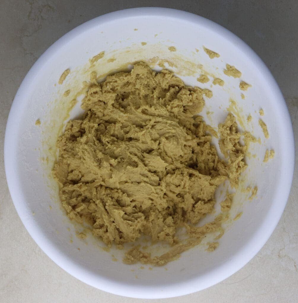 step 3: how to add the flour to the mixture 