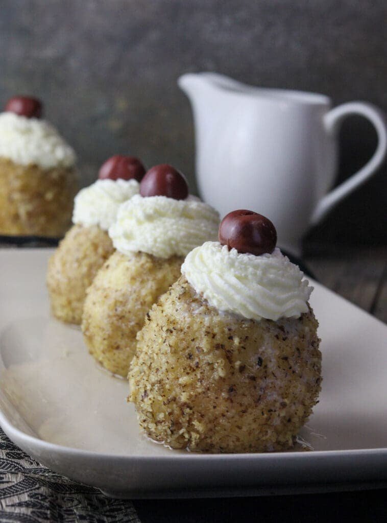 Image showing tufahije in a row, prepared for serving