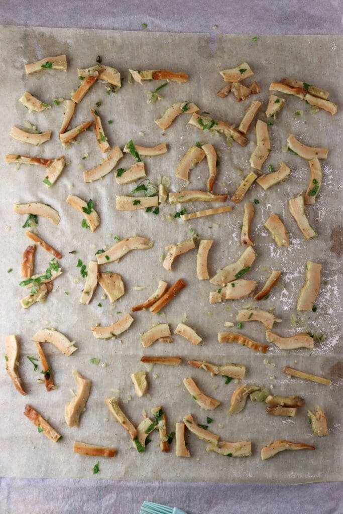 How to place pieces of sauteed chicken of the woods mushoom on a phyllo sheet