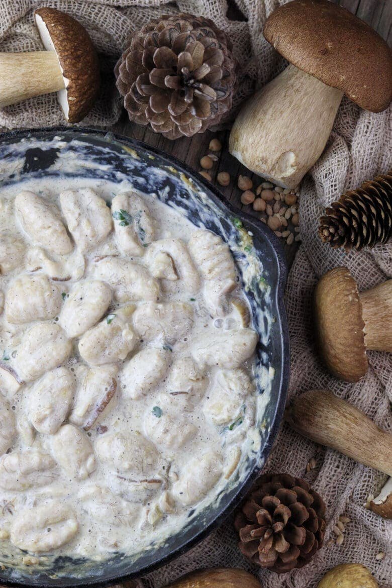 Porcini mushrooms and delicious creamy mushroom sauce served in a pan