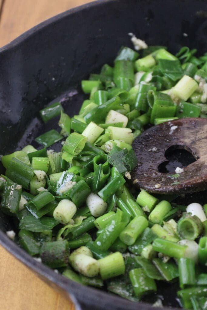 How to stir fry young onions before making the filling